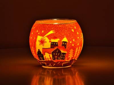 Leuchtglas 11cm Nr.346 Sternschnuppe über Winterdorf, Rottöne - 1